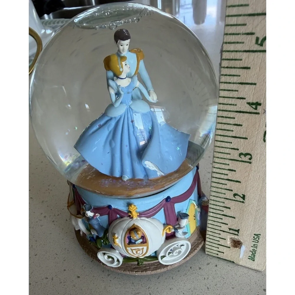 Disney Cinderella Prince Charming Musical Snow Globe Enesco I Love You Truly